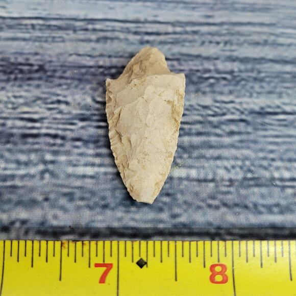 WI / ILL area white/cream color Collectible arrowhead - Picture 3 of 8
